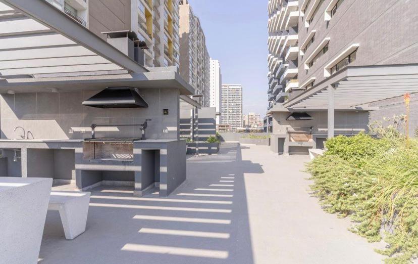 Apartamento Departamento En Nunoa, Excelente Ubicacion, Frente Metro Y A Pasos Del Barrio Italia